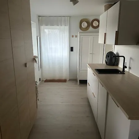Apartment Modern With Stunning View And Access To Sea